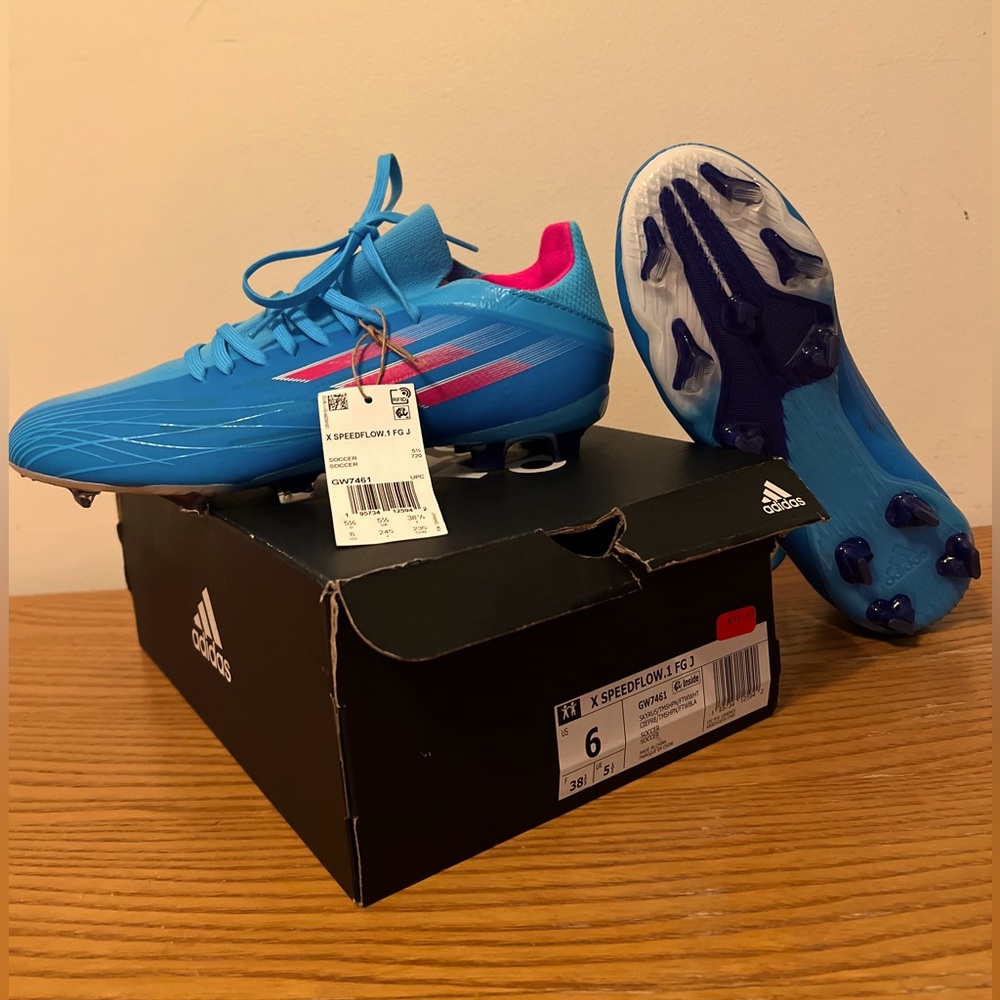Adidas kids X speedflow soccer cleats